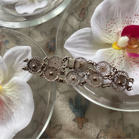 Intricate Vintage Sterling Silver Filigree Bracelet - Picture 8 of 11